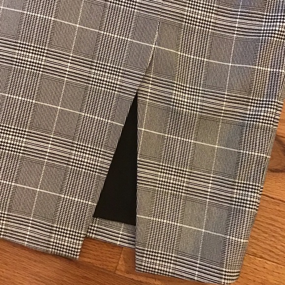 NWT BANANA REPUBLIC RACERBACK SHEATH DRESS MULTI SEASON SOFT LIGHTWEIGHT FABRIC - Picture 9 of 15